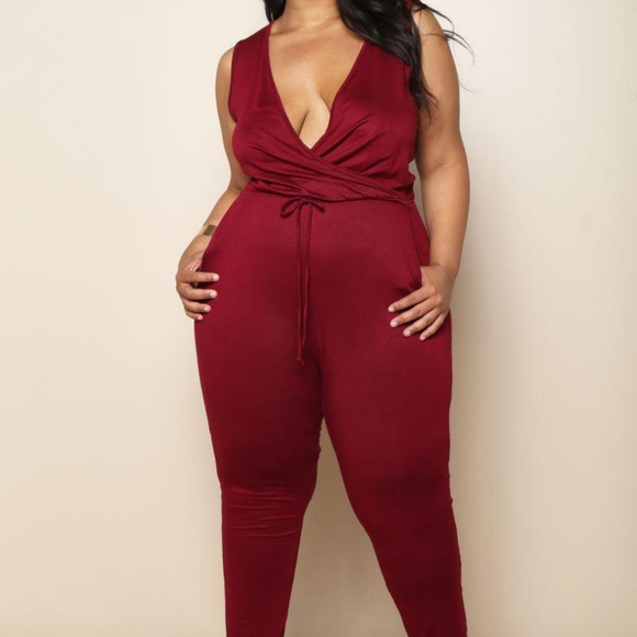 *Host Pick* Burgundy Plus Size Sleeveless Jumpsuit - Picture 2 of 3